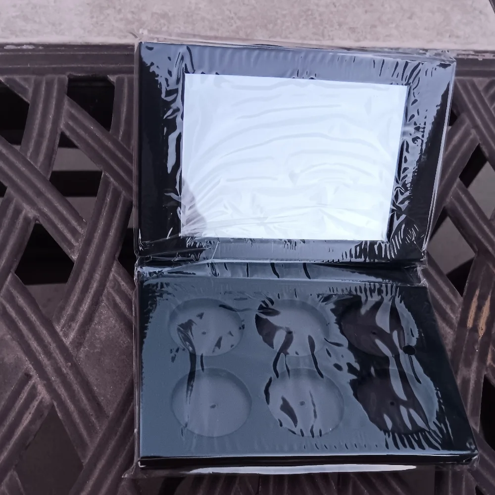 Empty Magnetic Palette#7  10pcs-Blush/Eyeshadow 6 Small Pans-With Mirror. - Picture 2 of 3